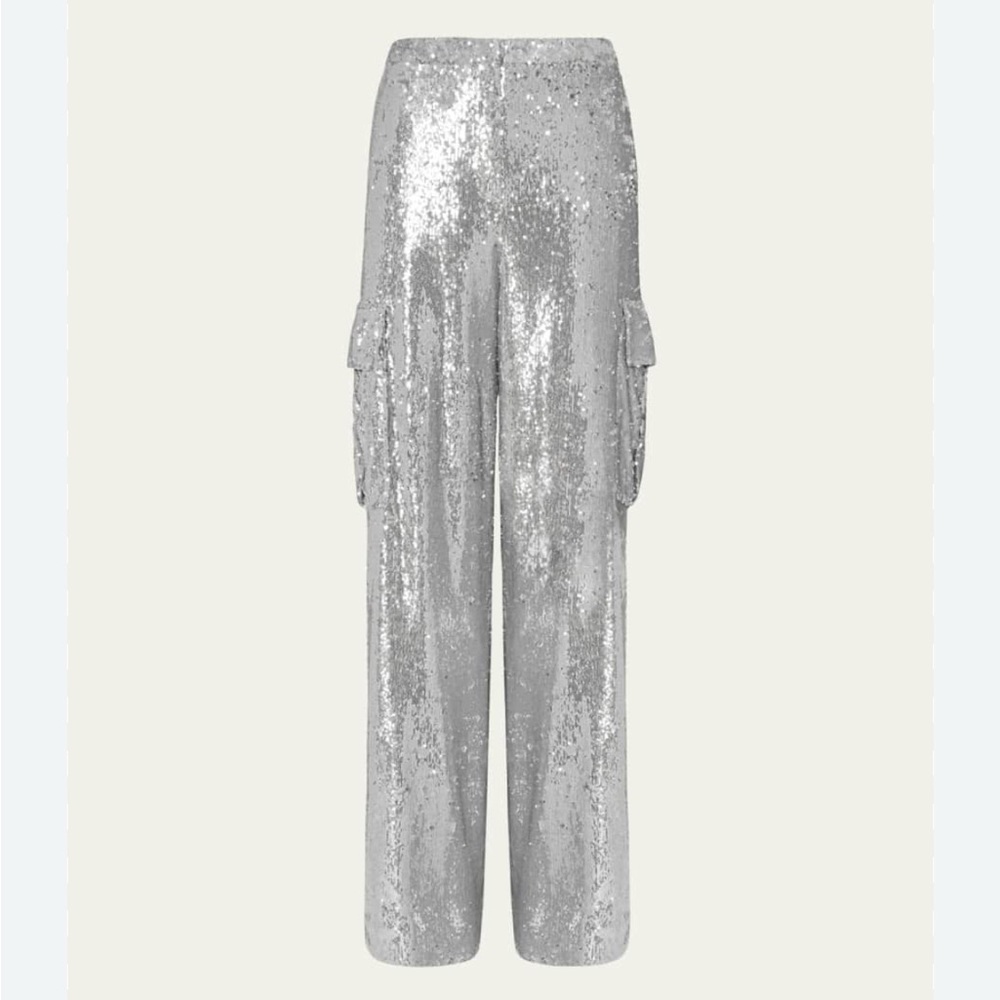 MILLY
Saison Straight-Leg Sequin Cargo Pants
Size 4